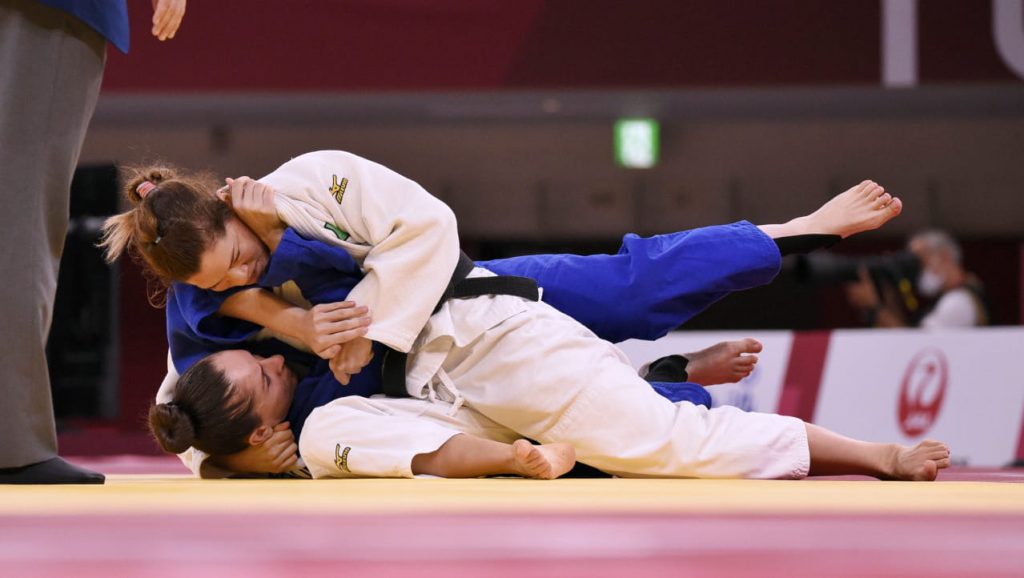 La mexicana Lenia Ruvalcaba, venció a la representante de Turquía Raziye Ulucam, en la categoría de los menores de 70 kilogramos, en Judo de los Juegos Paralímpicos.